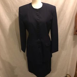 Vintage skirt suit 10